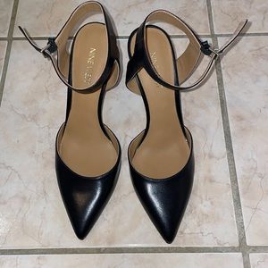 Nine West 3” black heels with ankle straps. Size 6.5. Worn one time!